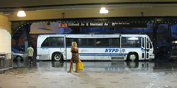 NYPD - bus
